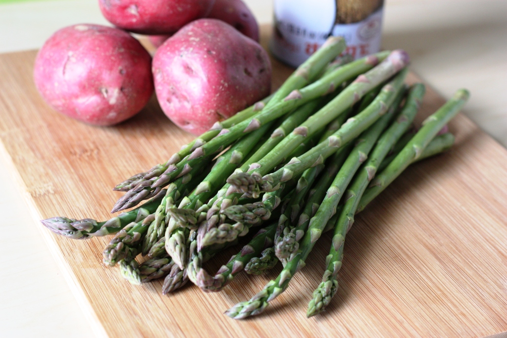 Ingredients for Asparagus Soup with Coconut Lemon Crème