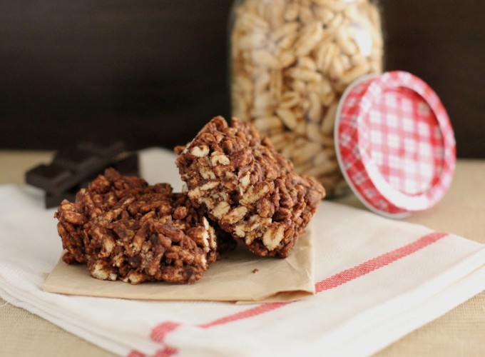 Chewy Chocolate-Tahini Puffed-Grain Squares | Fake Food Free | A whole grain chocolate snack!