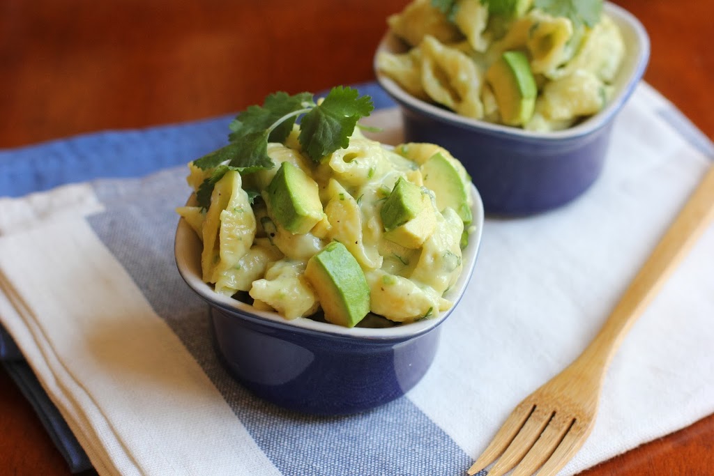 Recipe for Mac and Cheese with Cheddar, Avocado and Lime! | Fake Food Free