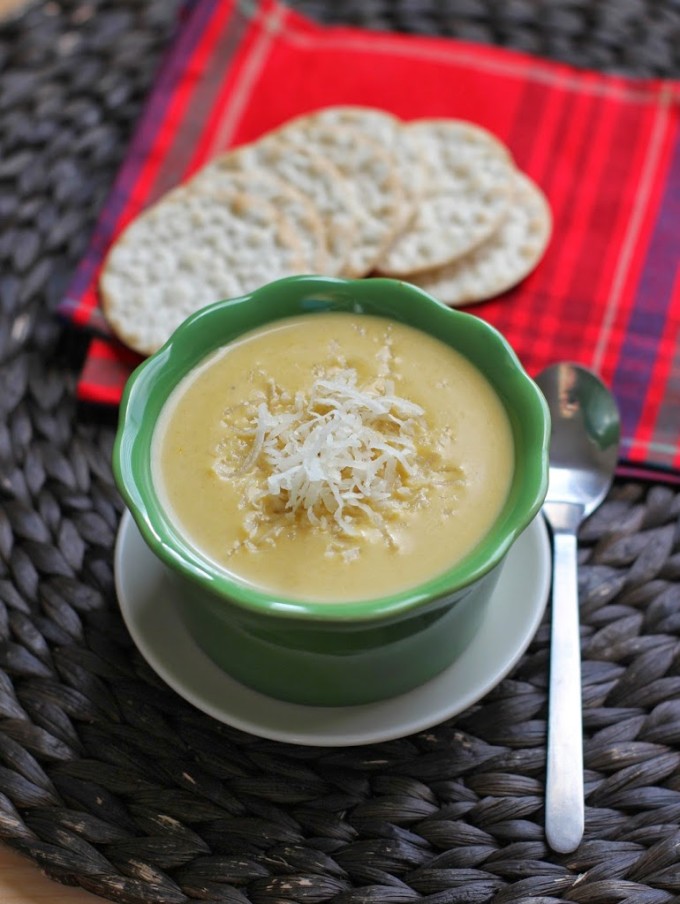 Roasted Golden Acorn Squash and Coconut Soup Recipe | Fake Food Free