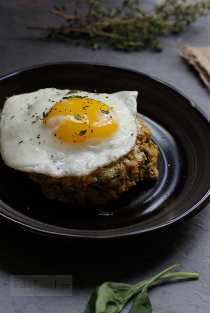 Salmon and Spinach Cakes with Fried Eggs | fakefoodfree.com