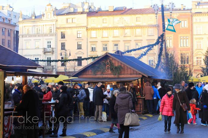 Krakow Christmas Market | Fake Food Free #travel #christmas #Poland