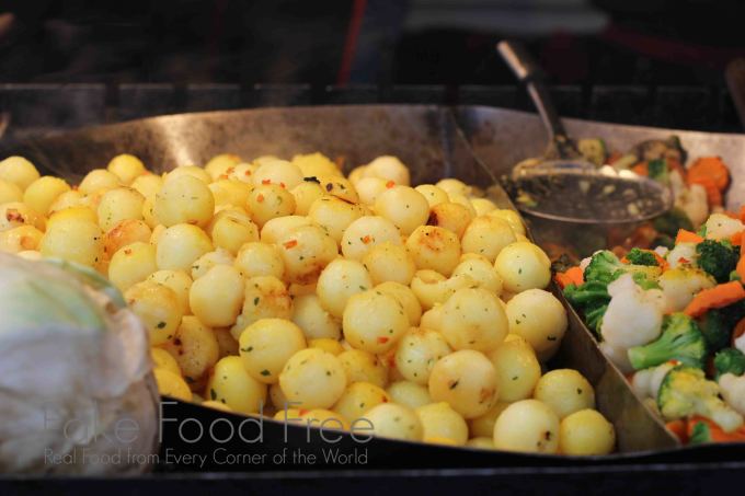 Krakow Christmas Market | Fake Food Free #travel #christmas #Poland