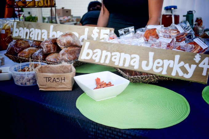 Banana treats at the Maui Grown Farmers Market | Travel recap at Fake Food Free