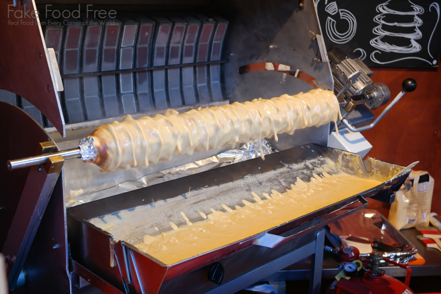 Baumkuchen at WeihnachtsZauber auf dem Gendarmenkt | Berlin Christmas Markets | Fake Food Free Travels