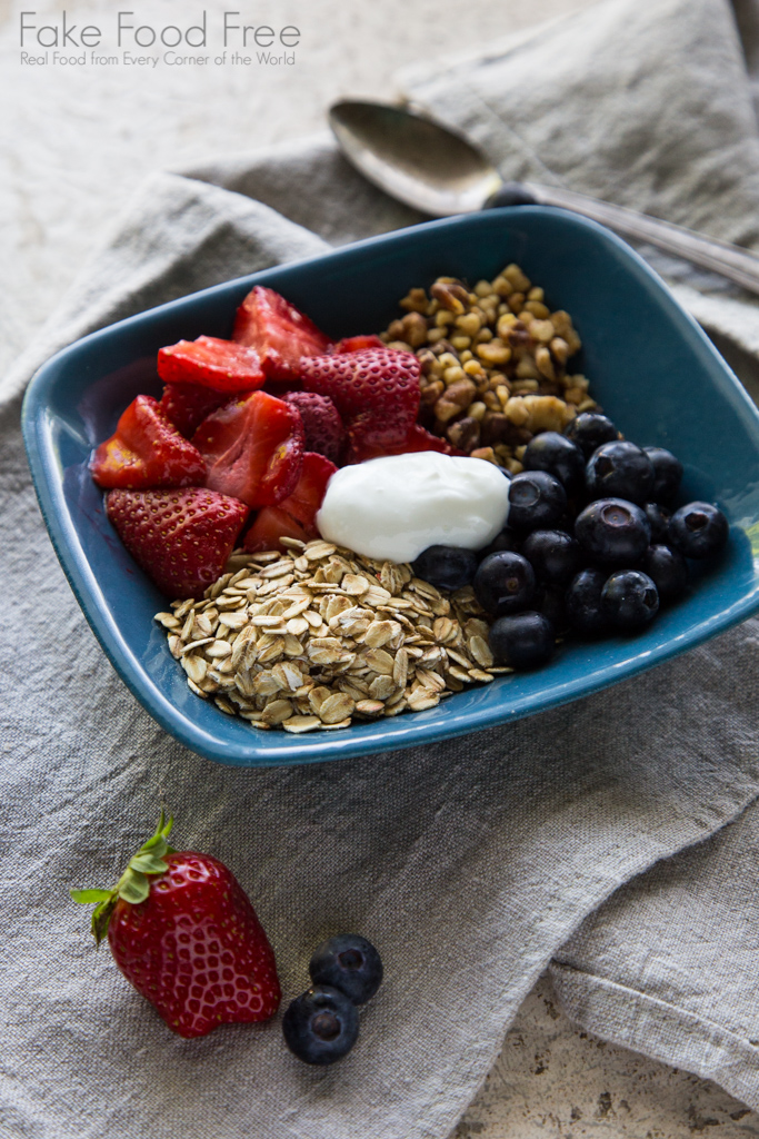 Roasted Strawberry and Oat Breakfast Bowl | Fake Food Free