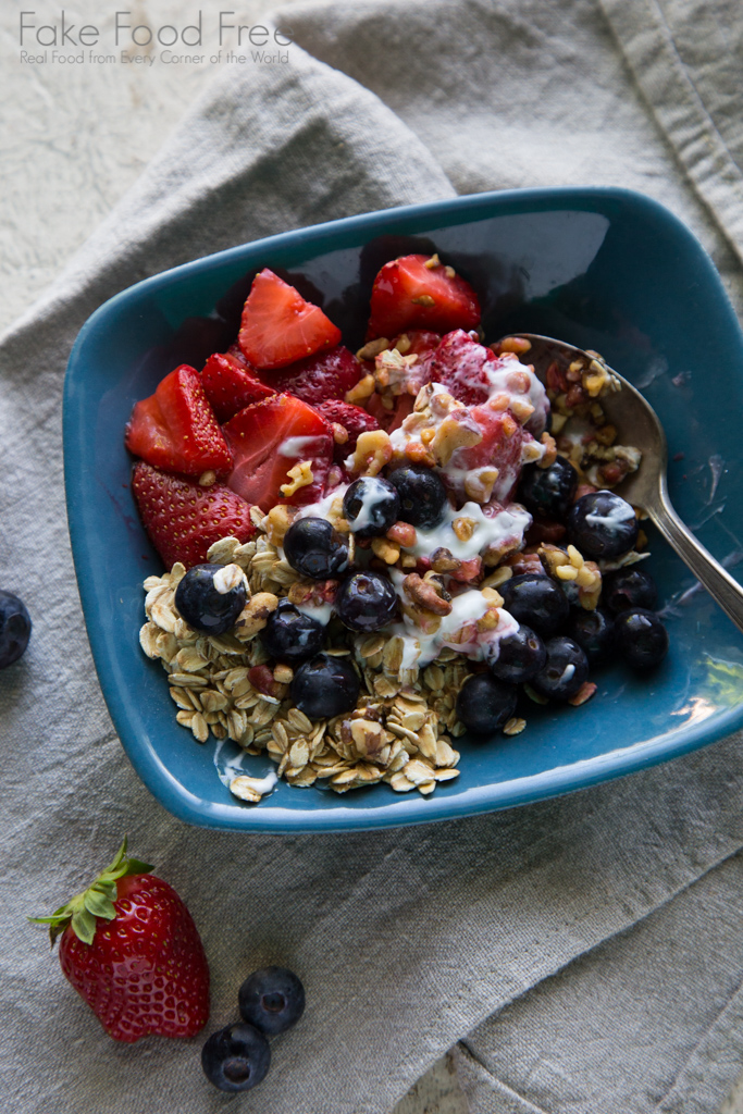 Breakfast Bowl with Roasted Strawberries, Oats, Fresh Blueberries, Walnuts and Yogurt | Fake Food Free