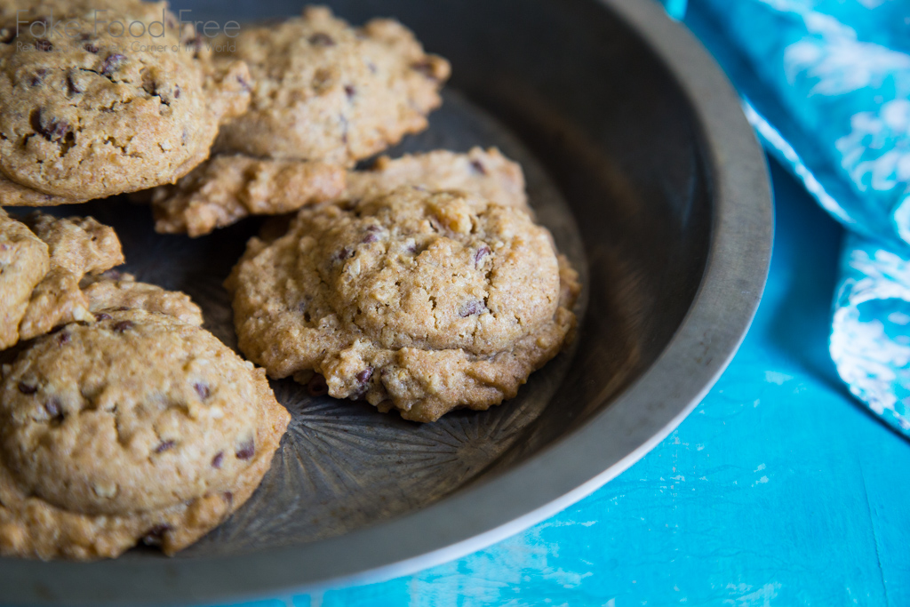 Recipe for Smoky Salted Chocolate Chip Cookies made with palm shortening