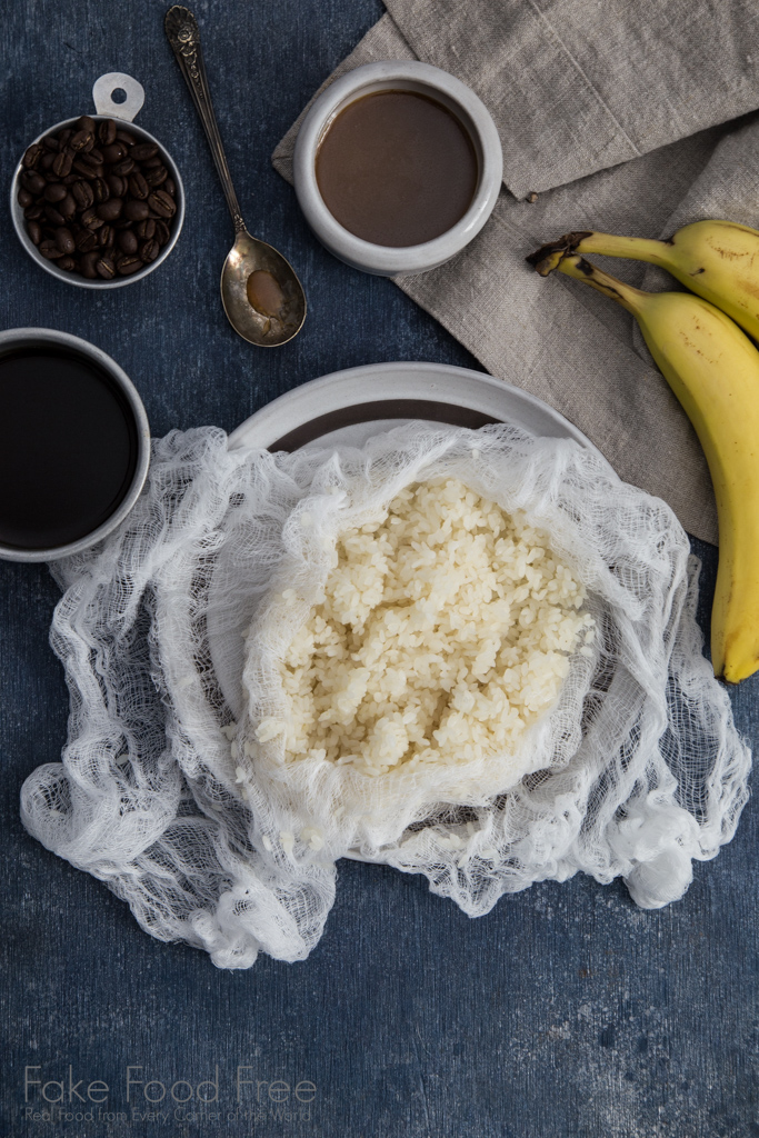 Banana Sweet Rice and Caramel-Coffee Sauce Recipe | Fake Food Free