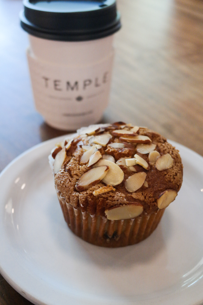 Vegan Raspberry Muffin at Temple Coffee Roasters, Sacramento | Food and Drink Travel | Fake Food Free