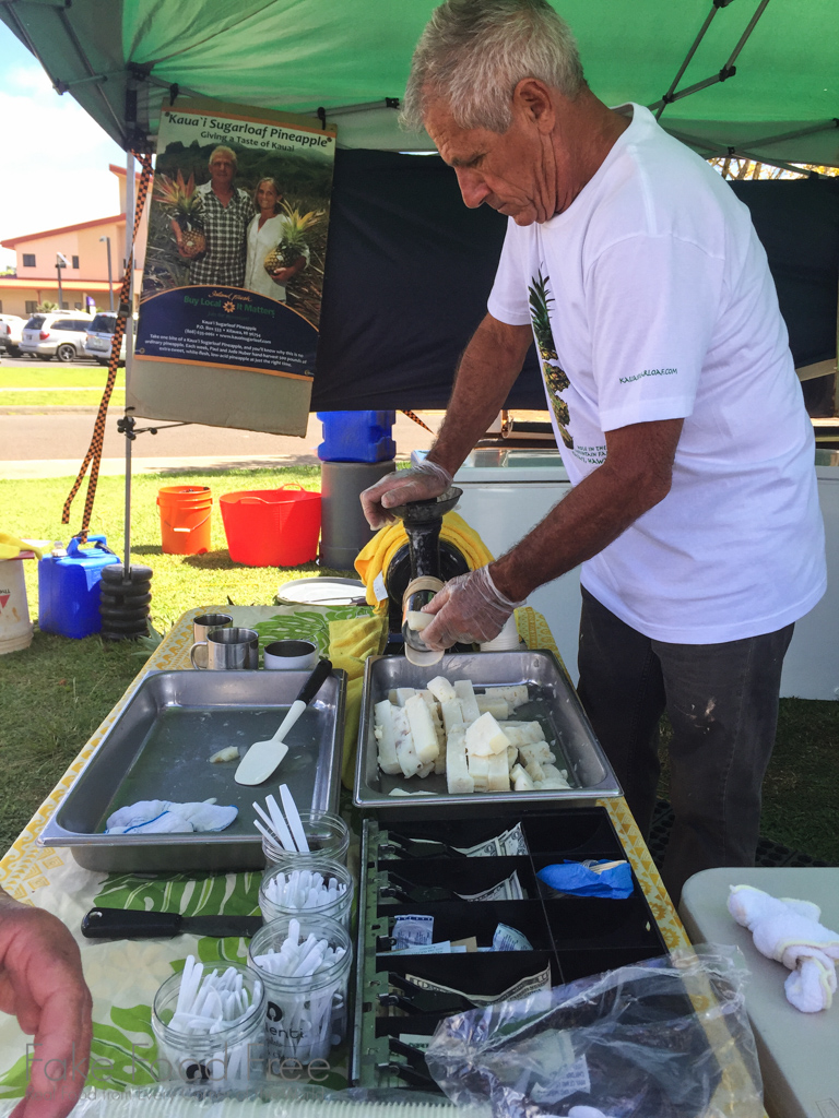 The making of Paulie's Pineapple Frosty at the Kauai Community Market | What to Eat in Kauai | Fake Food Free Travels