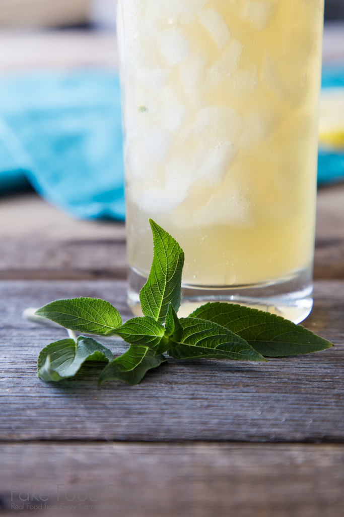 Pineapple sage for a bourbon lemonade cocktail recipe. 