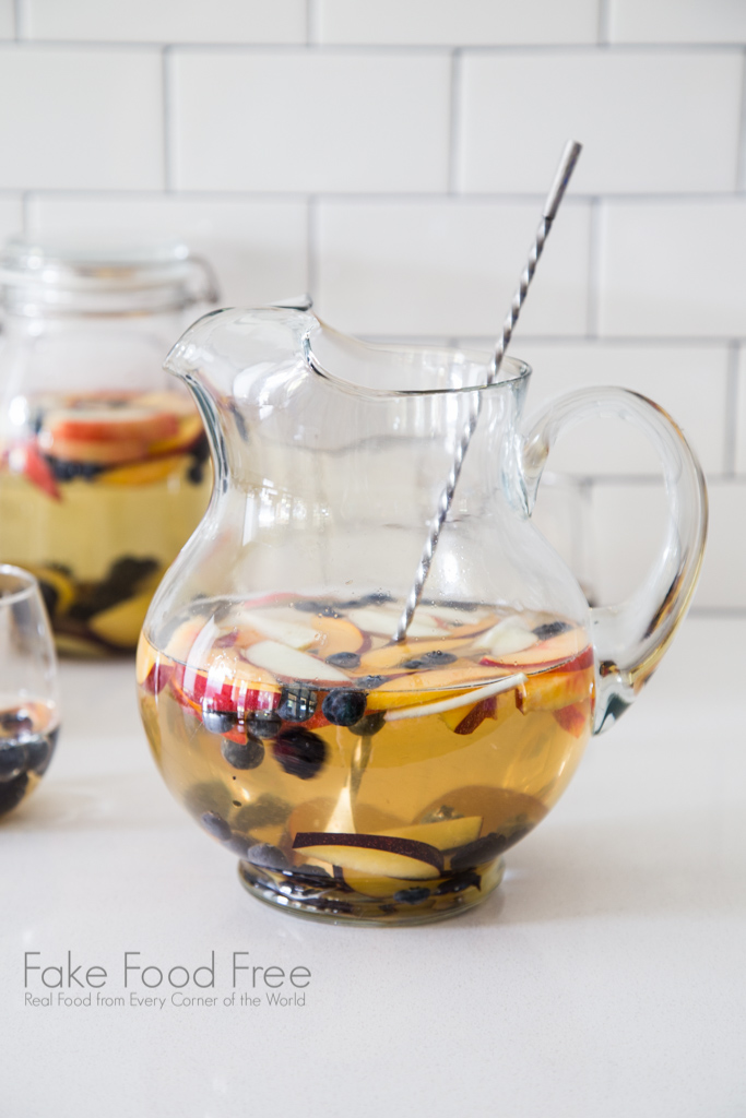 White Summer Sangria Recipe with riesling and summer fruits | FakeFoodFree.com