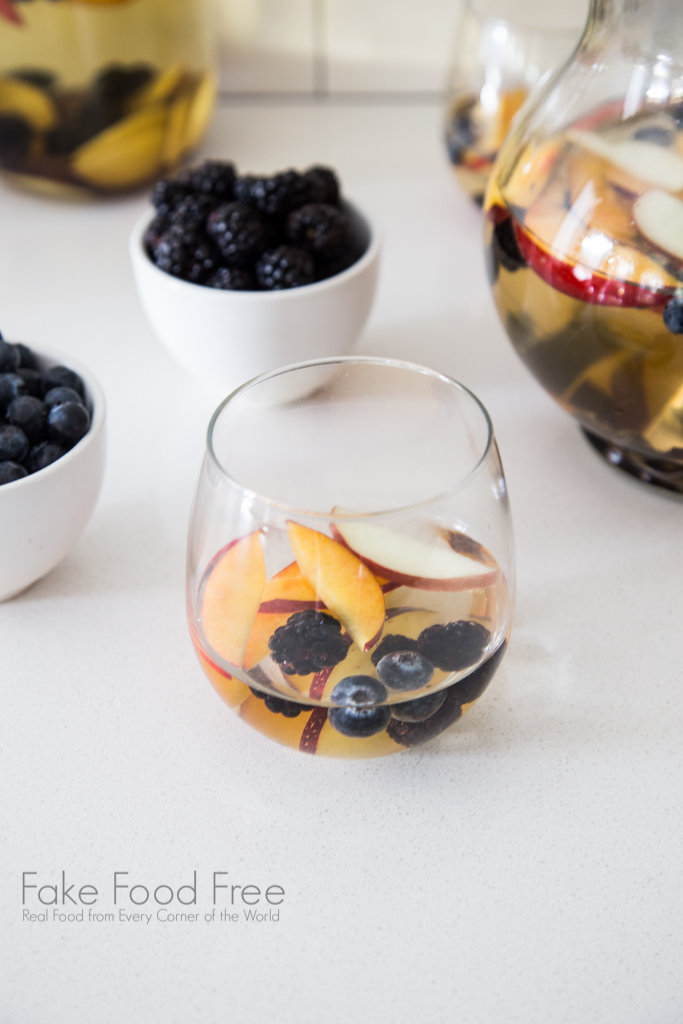 White Summer Sangria Recipe | FakeFoodFree.com