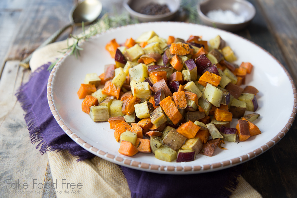 Roasted sweet potatoes for fall! | Recipe at FakeFoodFree.com