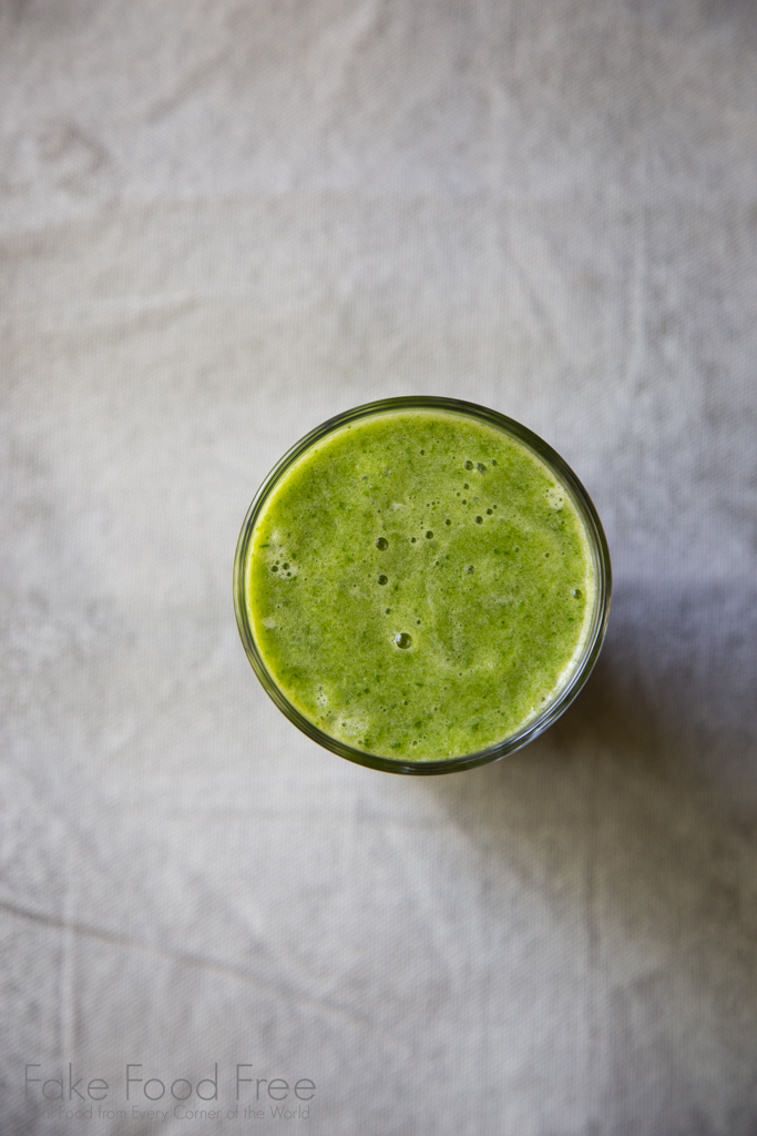 Simple Pineapple and Greens Shake Recipe | FakeFoodFree.com #breakfast #greens #vegan