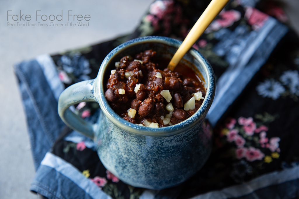 Instant Pot Black Bean and Bison Chili Recipe | FakeFoodFree.com #instantpotrecipes #chilirecipes #bisonrecipes #healthyeating