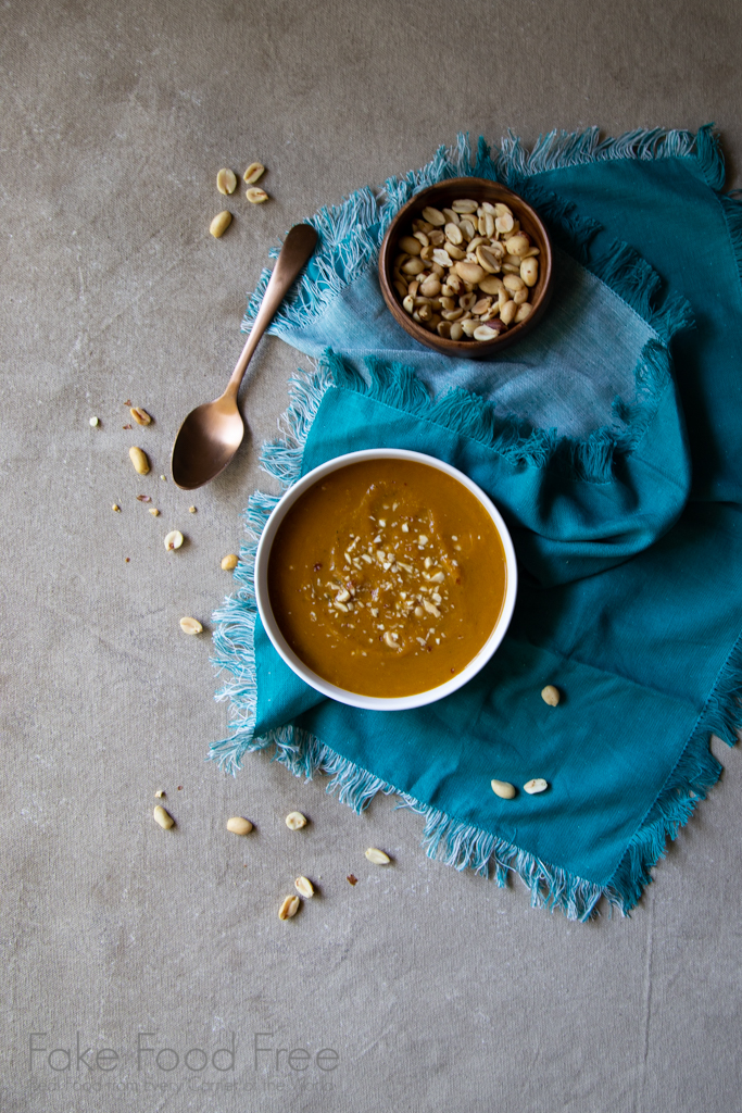 A creamy heirloom winter squash soup recipe flavored with peanut and slightly spicy curry powder. | FakeFoodFree.com #souprecipes #fallrecipes #healthyeating #wintersquash #comfortfood