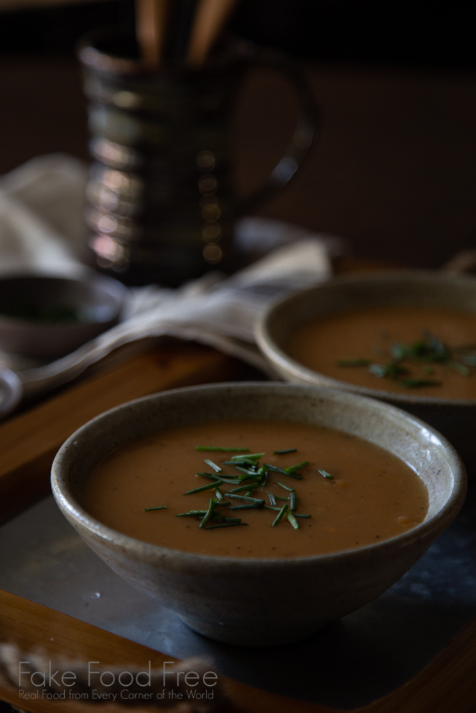 Instant Pot Potato Soup Recipe without cream #instantpotrecipes #souprecipes #instantpotsoup #fallfood #comfortfood #potatosoup