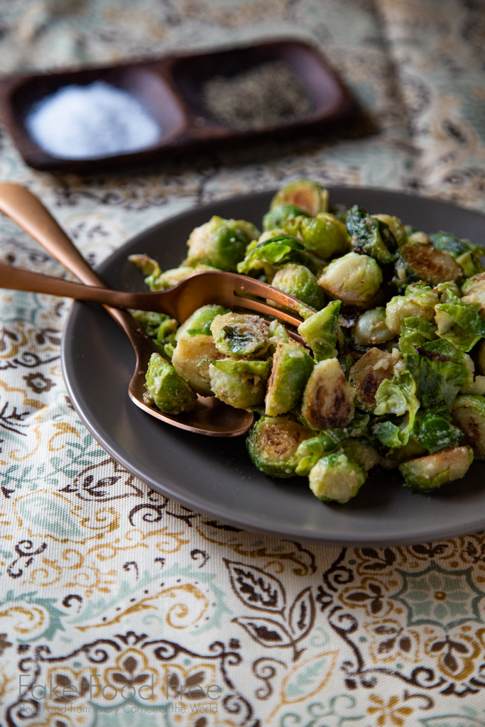 Roasted Brussels Sprouts with Garlic and Tahini | Recipe at FakeFoodFree.com #brusselsprouts #sidedishes #vegetablerecipes #tahinirecipes #holidayrecipes #thanksgivingsides