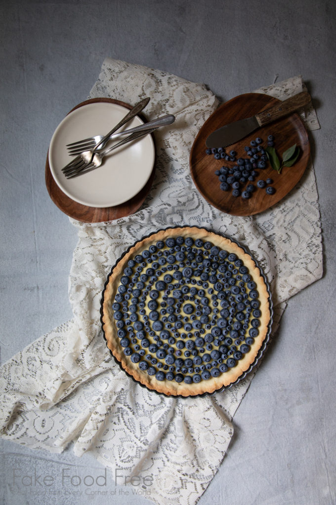 Blueberry Cheesecake Tart Recipe | FakeFoodFree.com #cheesecake #dessertrecipes #freshberries #blueberryrecipes #summerrecipes #baking #bakingideas 